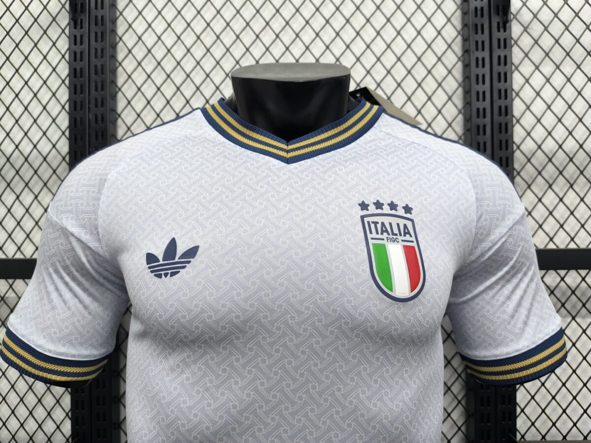 Italy 2026 Away Jersey - Player Version - Image 9